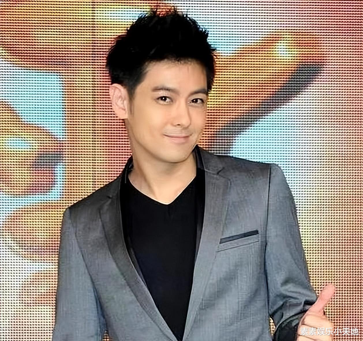 林志颖|林志颖康复露面了：脸上完全看不出伤痕，还和以前一样帅气