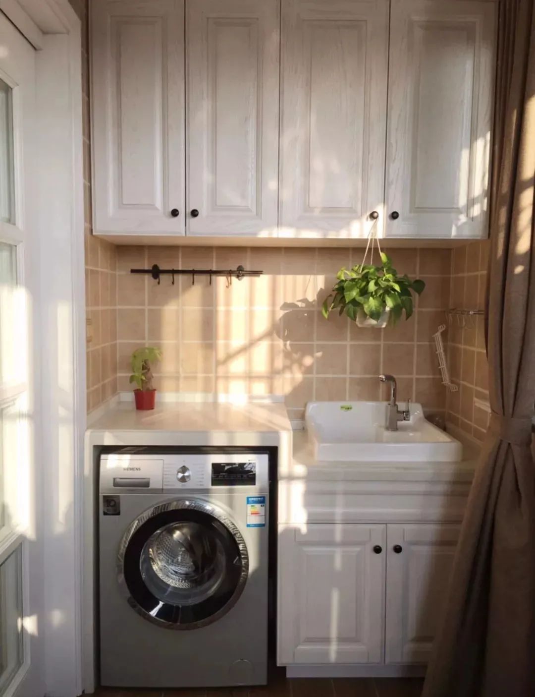 小阳台装洗手盆还是拖把池?听我给你们分析分析