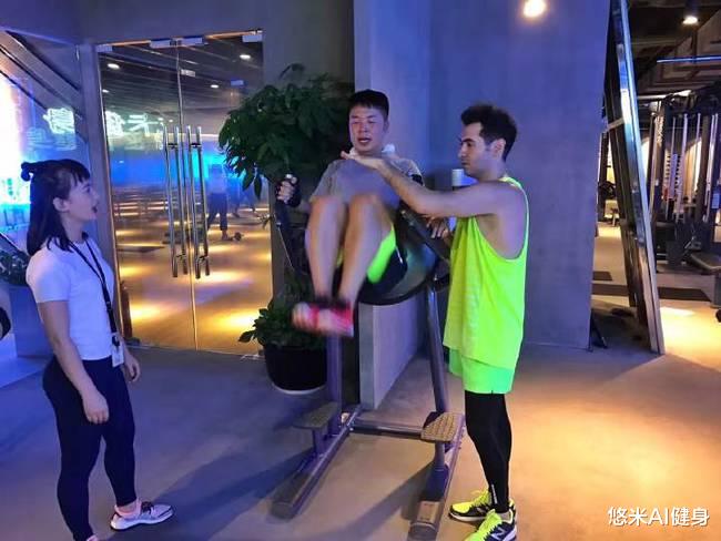 孙艺珍|杜海涛官宣结婚，18岁获得比赛冠军，坚持健身从胖子变身潮流型男