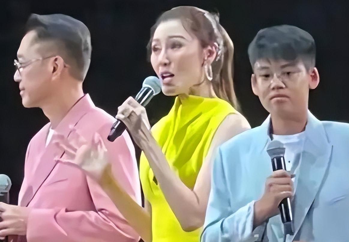 李嘉欣|因许晋亨的失误，李嘉欣差点丢了命，绝色美人却患有先天心脏病