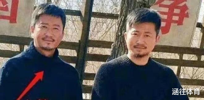 周润发|替身也太像了吧！刘亦菲、杨幂像照镜子，刘德华、周润发1比1复制