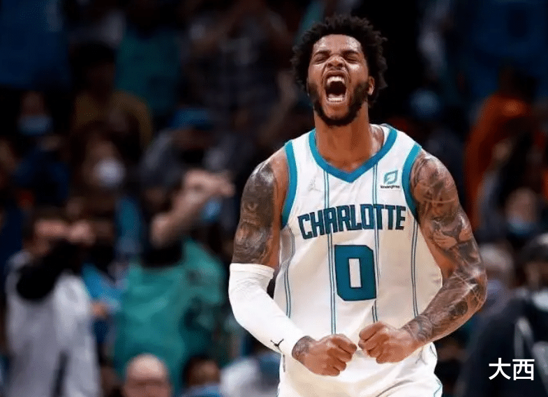 威斯布鲁克|本赛季NBA5大铁人，威少2481分钟垫底，榜首连续7年全勤