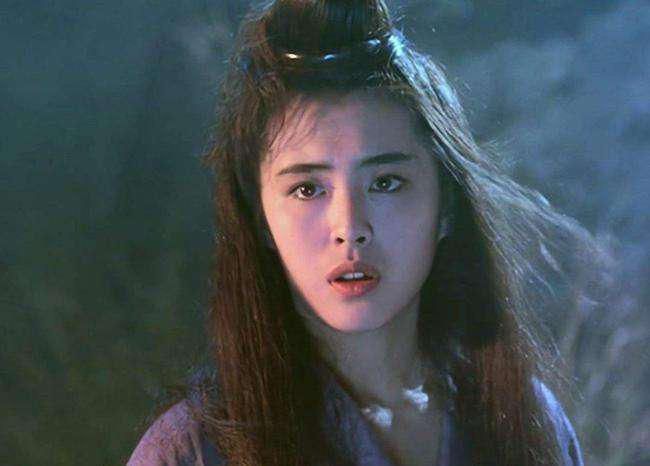 王祖贤|王祖贤要回到娱乐圈了？《门前宝地》预告出现王祖贤！