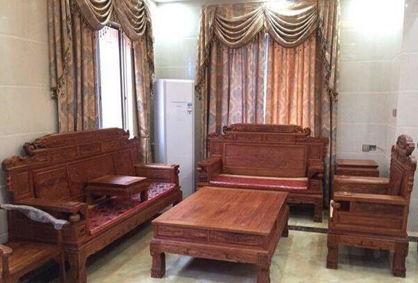 老公装修的新房,阴森瘆人,尤其主卧的床,我都不敢睡!你们敢吗