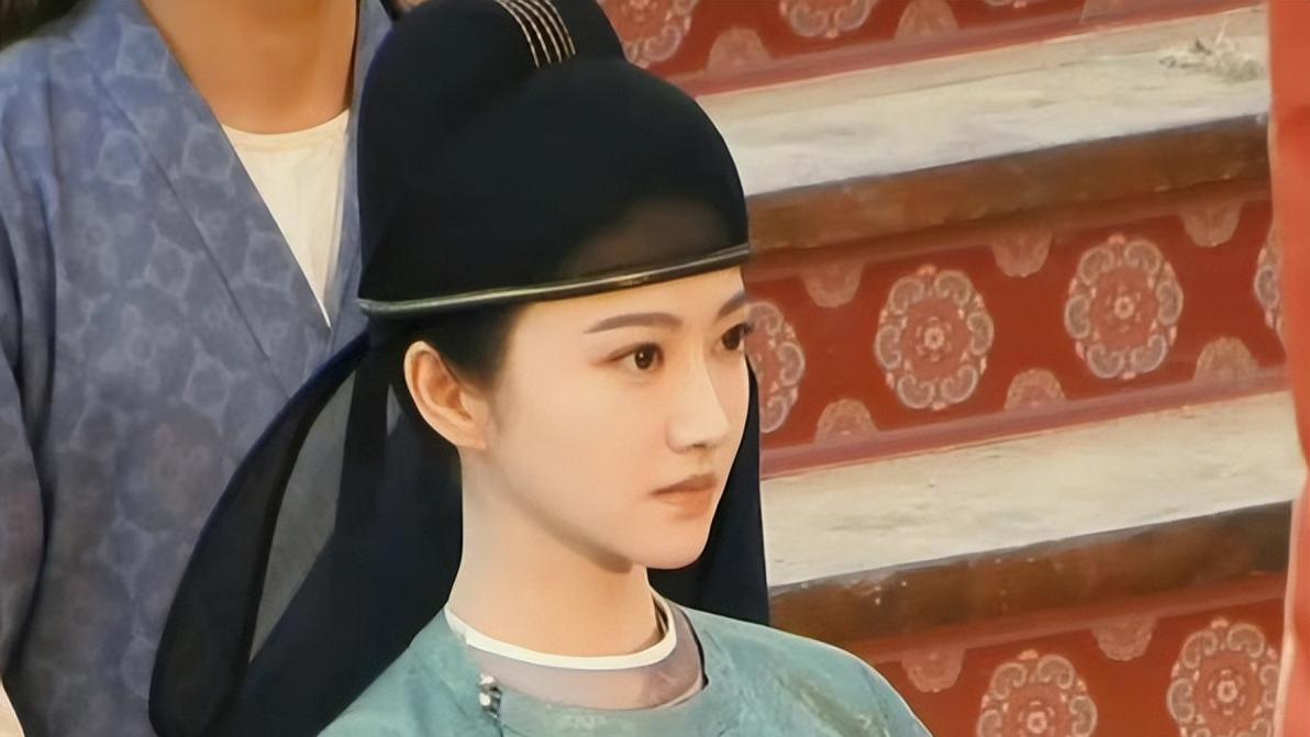 景甜|《灼灼风流》同框生图路透！景甜男装带仙气，冯绍峰全靠演技！