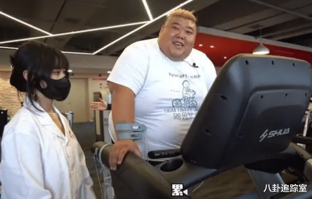 短发 泡泡龙2.0？曝胖猴仔减肥出意外，被下3次病危，妻子却见钱眼开