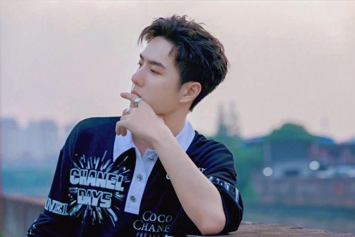 写真|乐华娱乐提交上市成功？王一博功不可没！