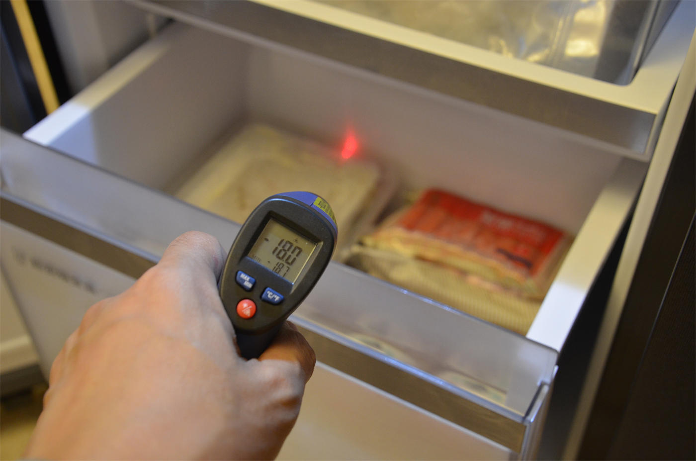 TCL|双11家用冰箱如何选?看这篇准没错 实测保鲜黑科技+三系统超厉害新品冰箱