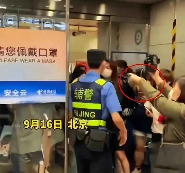 乡村爱情15|外籍艺人仍受追捧?余景天事件持续发酵现在才道歉。网友:不接受