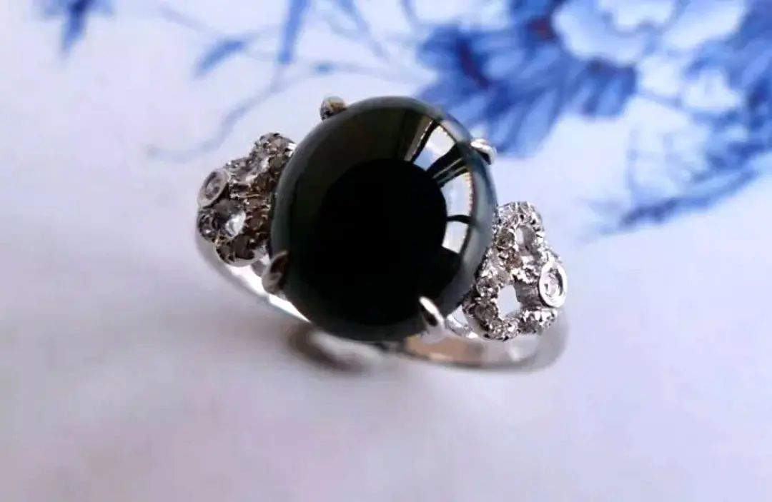 翡翠|你不知道的翡翠颜色，不仅仅只有帝王绿