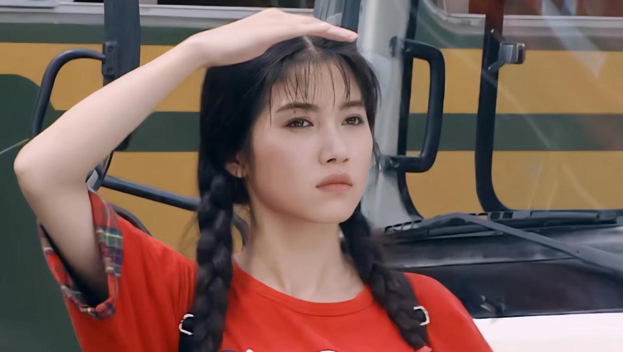 颜丙燕|张嘉益的好友，凭《甘十九妹》成名，如今49岁仍单身