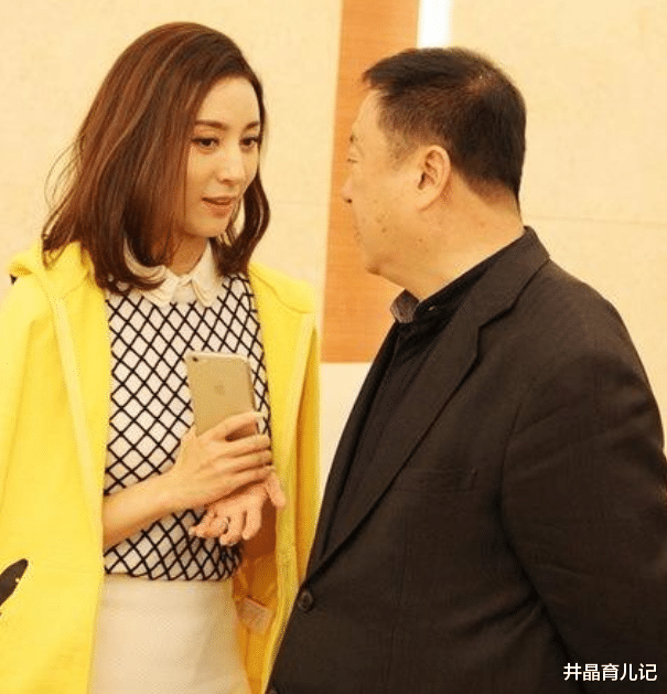 尤小刚|尤小刚:离过两次婚,三任妻子都是大美女,70岁无儿无女成遗憾
