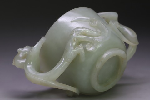 和田玉籽料|和田玉籽料“双螭龙玉杯”