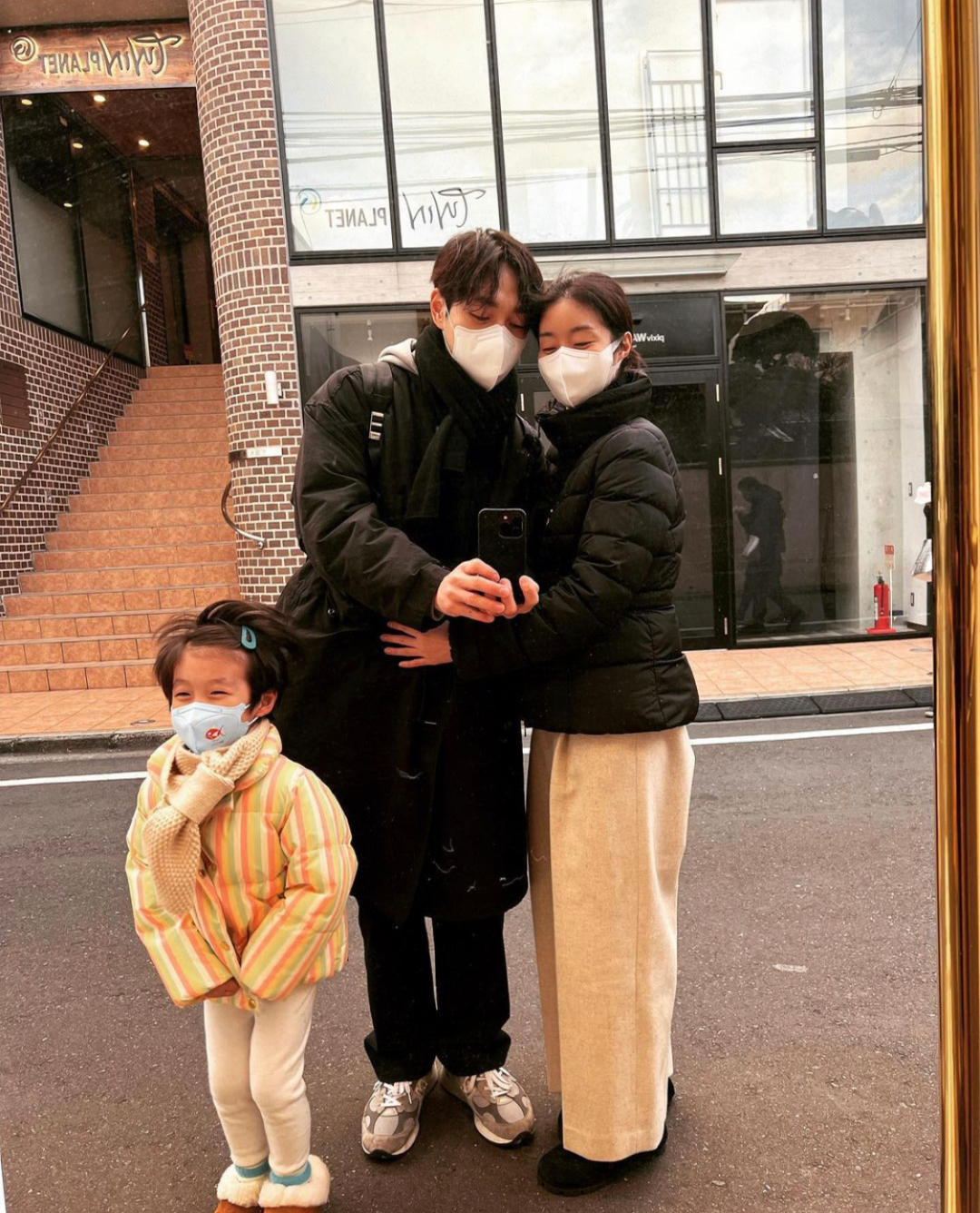 李硕薰|超甜预警!全能男歌手因恋综与妻子相识相爱组建三口之家