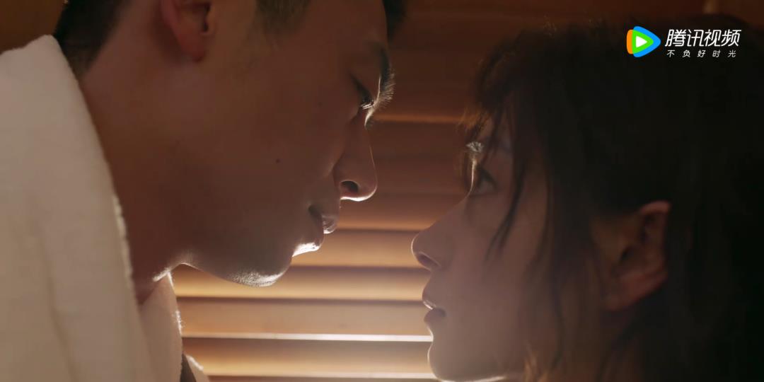 简言的夏冬|小鲜追剧丨《简言的夏冬》拍出了梦想中的职场