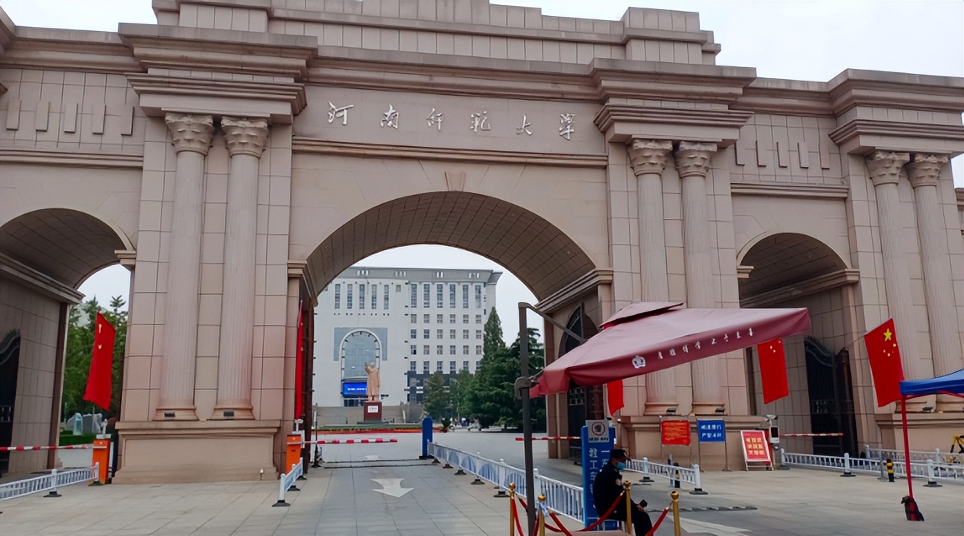 顾少强|写下“世界那么大，我想去看看”后辞职的女老师，如今怎么样了？