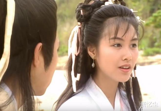 朱茵|古装剧满屏丸子头，再见不到朱茵这种“小辫子+发带”的灵动了