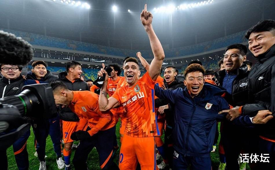 泰山队|中超独一份！莫伊塞斯被“山东情义”感动，泰山队集齐5虎上将！