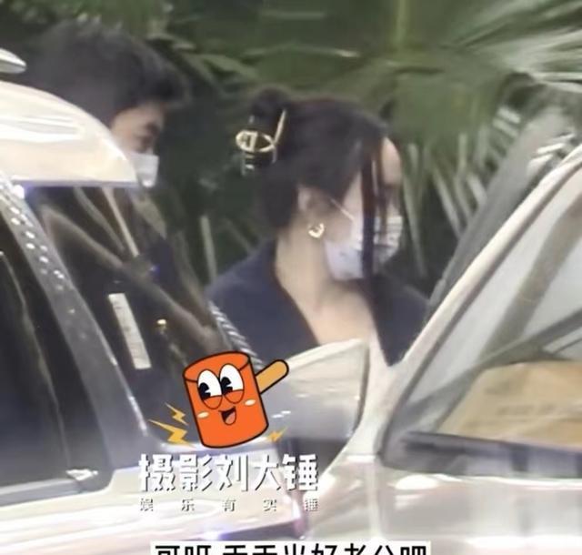 林心如|偶遇杜江一家三亚度假,霍思燕生图膀大腰圆,跷二郎腿变化大