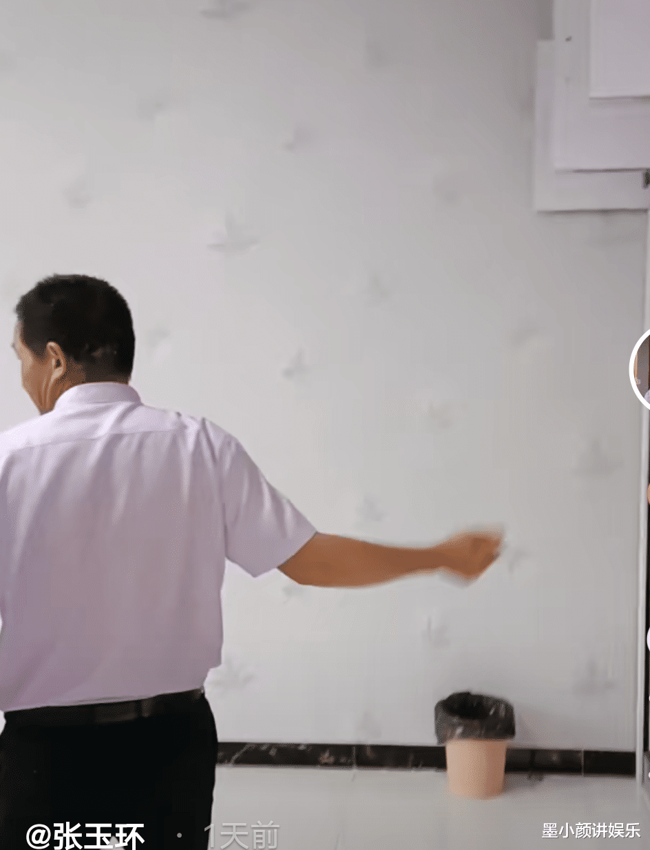 张玉环|张玉环带粉丝看别墅内景，屋内有9个卧室，两个卫生间