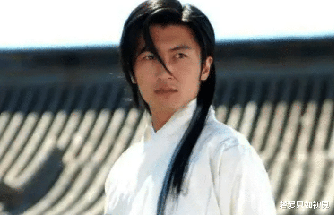 帅哥 留长发却不娘炮的6位男星，个个五官硬朗，既野性又帅气！