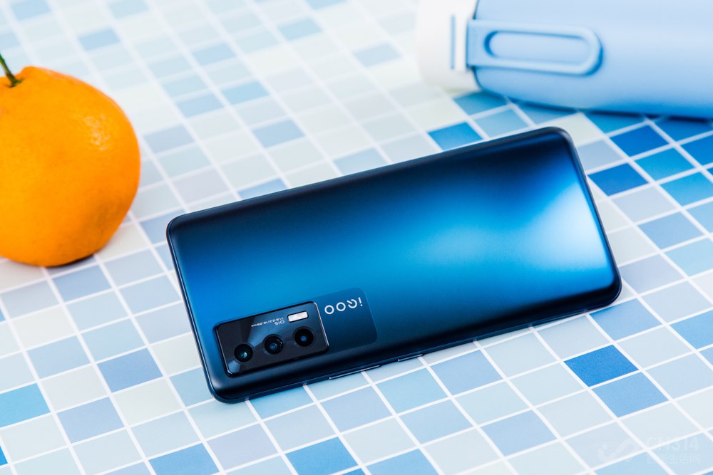 海尔集团|电竞属性始终拉满!2021年iQOO手机回顾