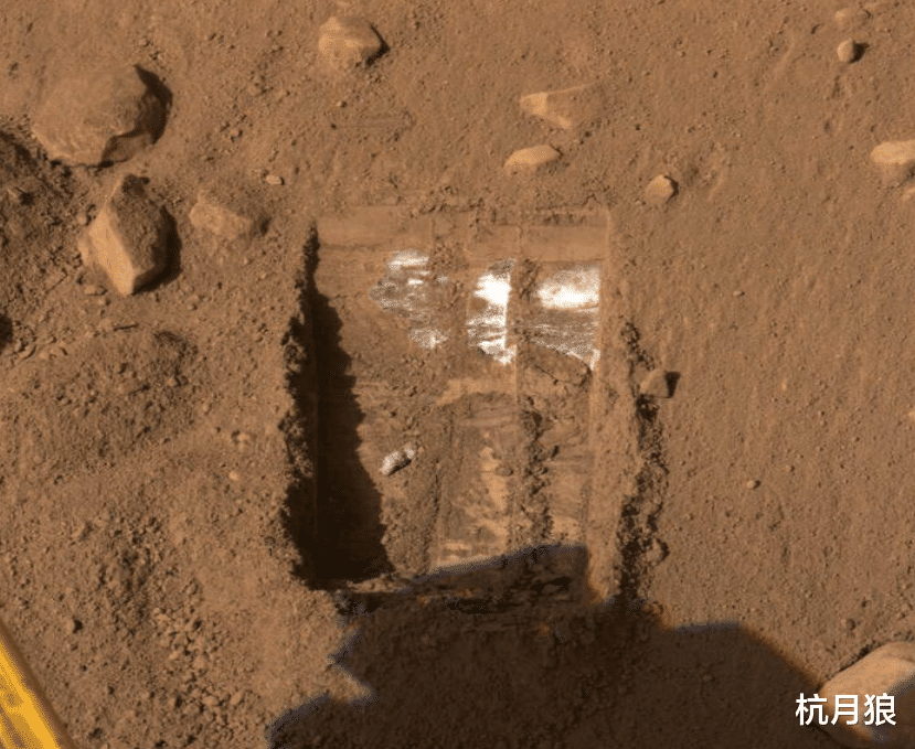 NASA火星探测器“洞察号”着陆点，深度300米以下可能没有水冰