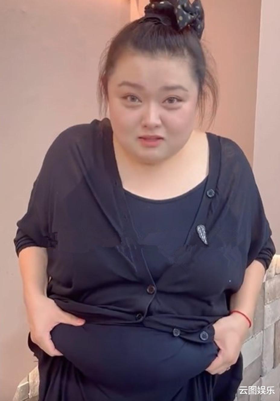 TVB|又一艺人离开TVB！在内地当吃播收入高，体重升至216斤健康惹人忧