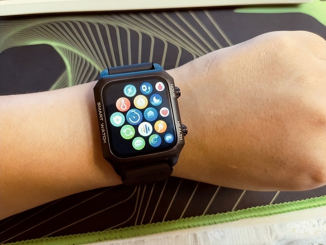 数据库|高性价比智能手表推荐,dido E90S Pro激光理疗,650nm健康黑科技