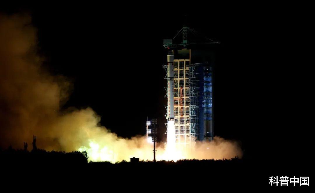 量子通信卫星很难懂?其实和异地恋像极了……