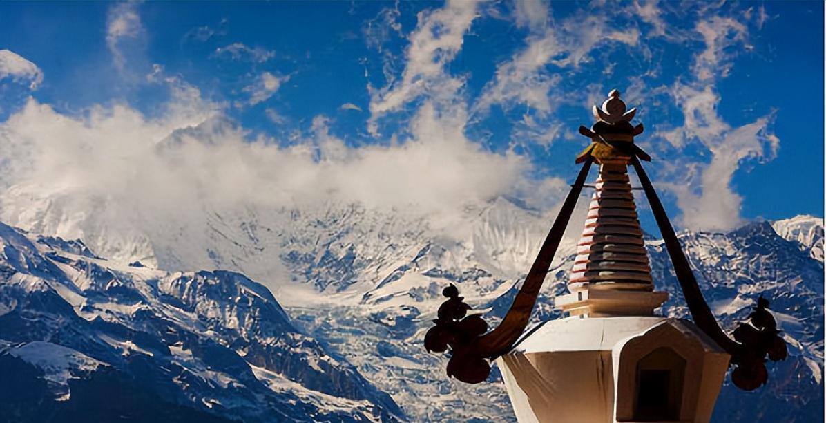 云南|云南“无奈”县城，自驾昆明需13小时，青砖碧瓦，宛若人间仙境