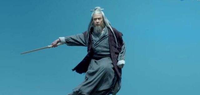 李淳罡|王仙芝称霸一甲子却是后辈，李淳罡隐退了20年，李淳罡有多老？