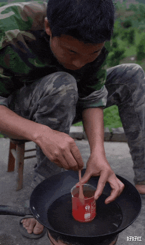 李子柒|男版李子柒爆火！坐拥800w粉丝，却不直播不带货，网友：这才是人间真实！