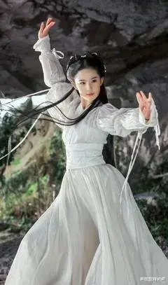 蒋欣|?古装美女集合：蒋欣、杨幂、白冰、刘亦菲和刘诗诗全员神仙美人