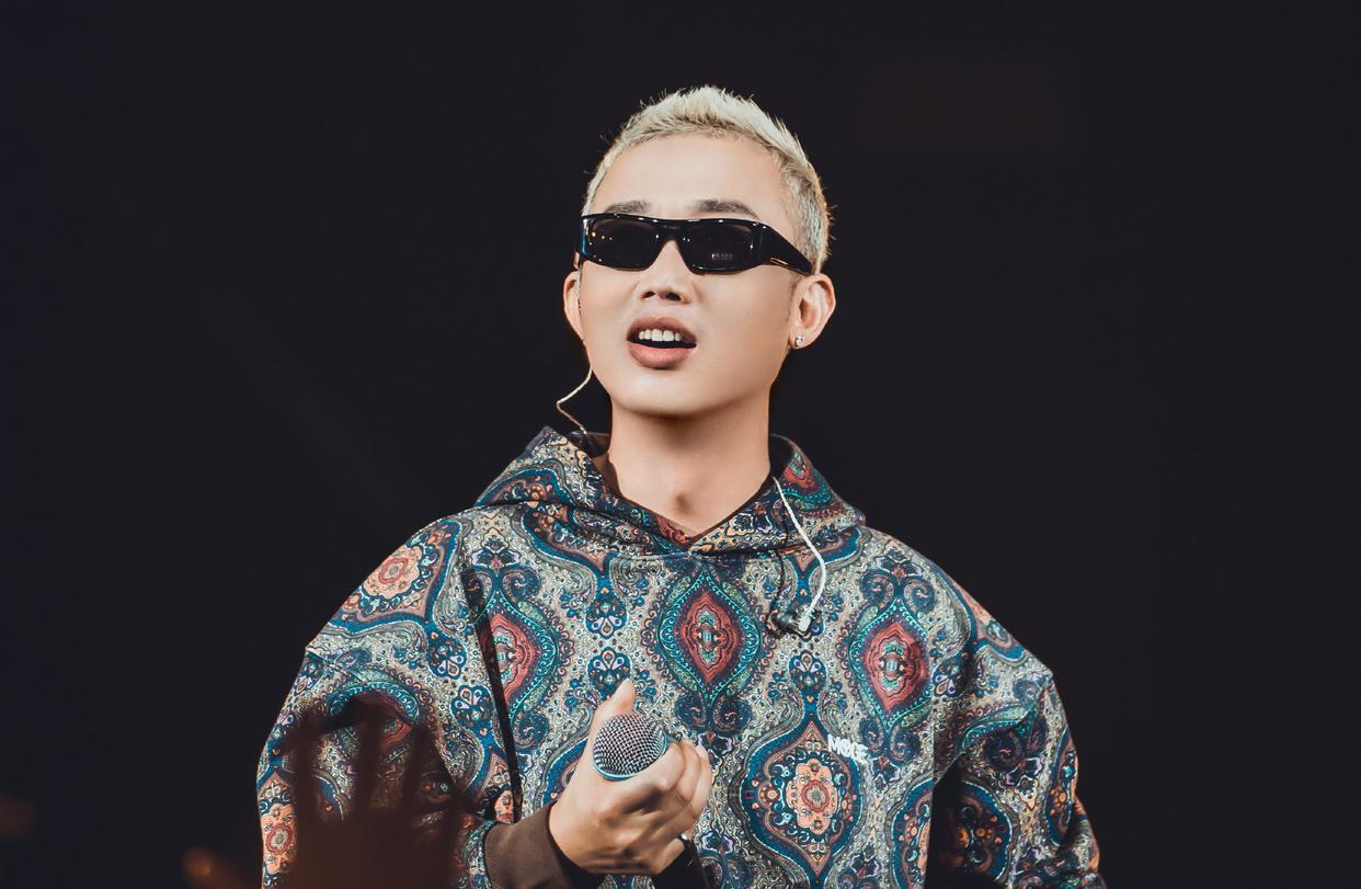 gai|台上霸气台下佛系!说唱巅峰对决后GAI聊人生,我现在特平和!