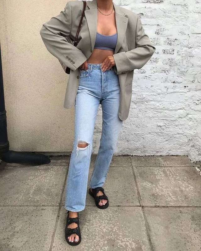 穿衣搭配|抹胸上衣，你的夏季清凉全靠她了！