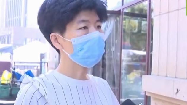 女子买8.8元一箱的猕猴桃，一箱15个收货变19个，退货被要求承担运费！