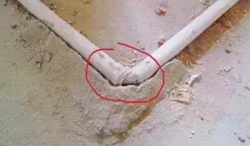 心黑到骨子里!工人这8个偷工减料行为毁我新房!装修还能靠谱吗