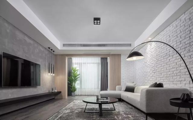 阳台要不要装推拉门?听老师傅一说,后悔没早知道!