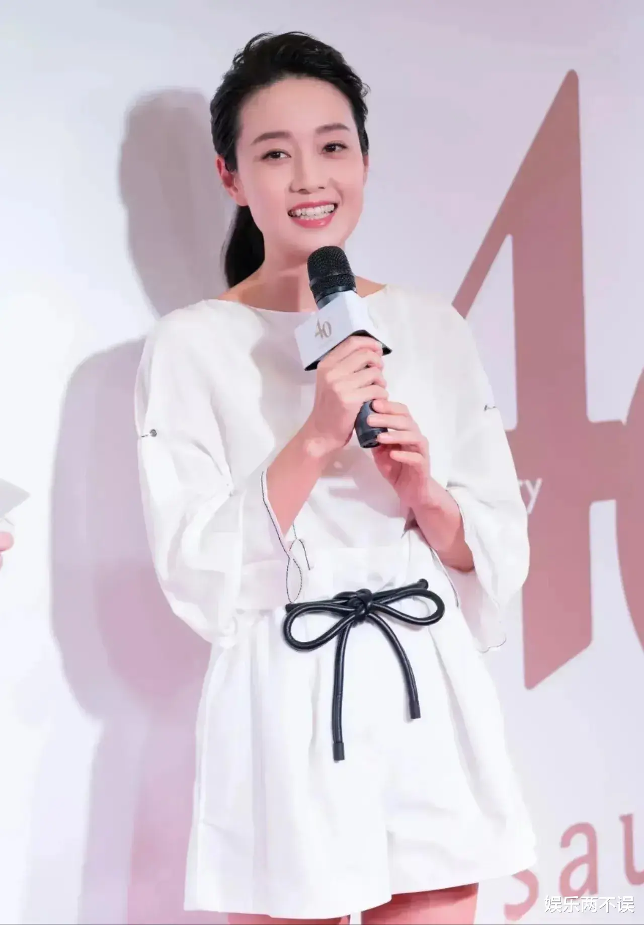 马伊琍 马伊琍罕见长发造型温婉动人！离婚后的马伊琍越来越有韵味了