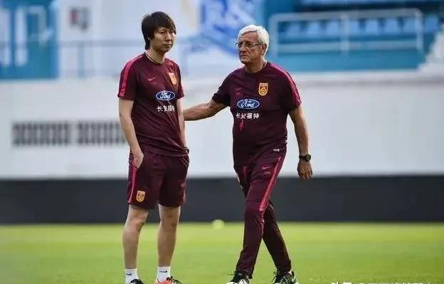 里皮|董路直播痛批里皮：混子、甩锅、不负责任！有理有据说的没毛病