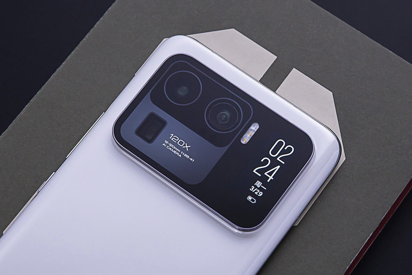 小米科技|2022买手机眼光要放长远，这三款手机，轻松用四五年