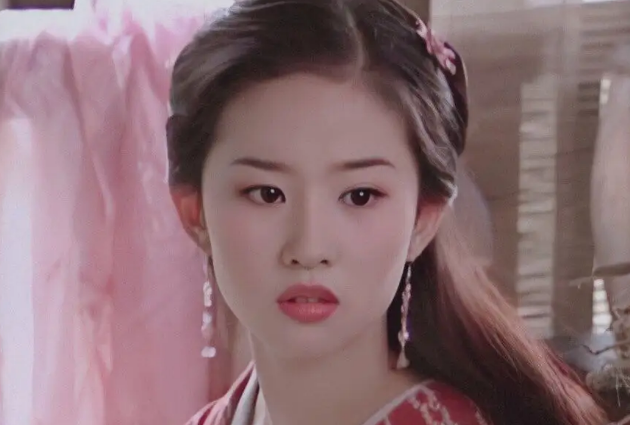 刘亦菲|刘亦菲称不想做仙女，仙女也要烟火气，搞笑跳舞样样通