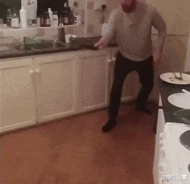 案件通报|医护人员面对病人的身体内心真的毫无波澜吗？评论亮了！