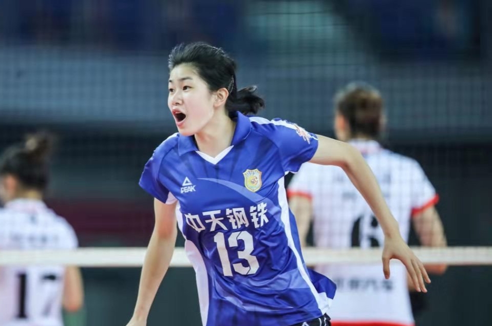 女排|吃惊！网友评中国女排王牌阵容：李盈莹袁心玥无缘，吴晗杨佳入选