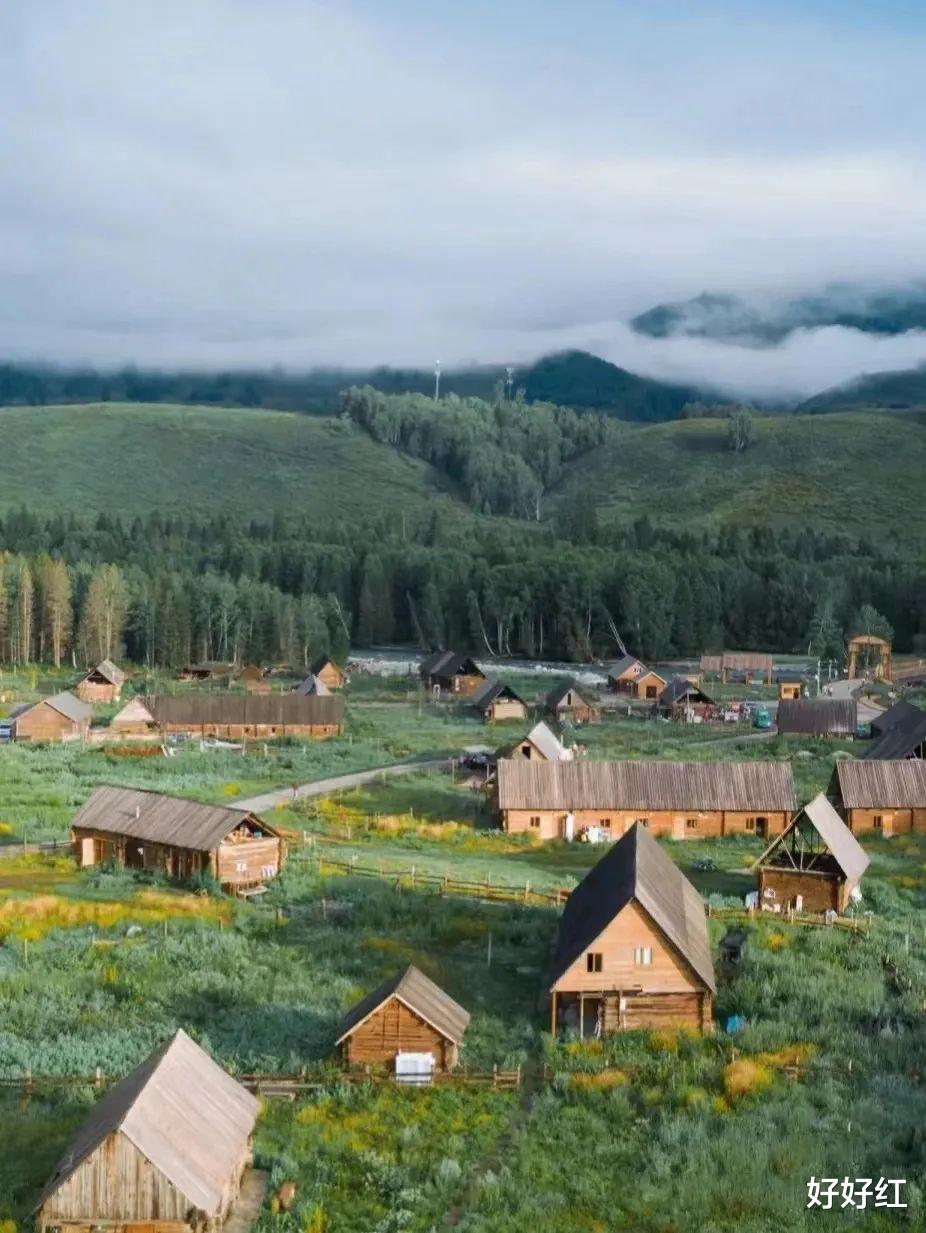 草原|私藏“中国最美公路”，一年仅开放5个月！这里的夏日，一次看遍草原雪山湖泊！