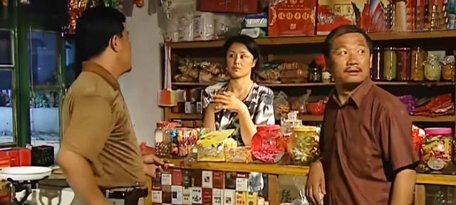 谢大脚|《乡村爱情》的堕落,从大脚超市开始,只为植入服务而没了烟火气