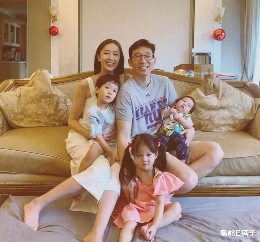 姐姐|华灯初上，台湾姐姐们如何乘风破浪？