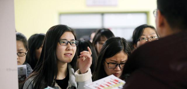 应届生|2022“铁路局”开始扩招，工资待遇很可观，应届生的春天来了！