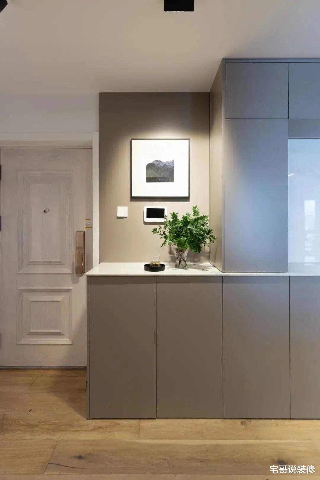 一家3口挤46㎡小家,设计师巧妙从各处“偷”空间,1居变2居,真牛